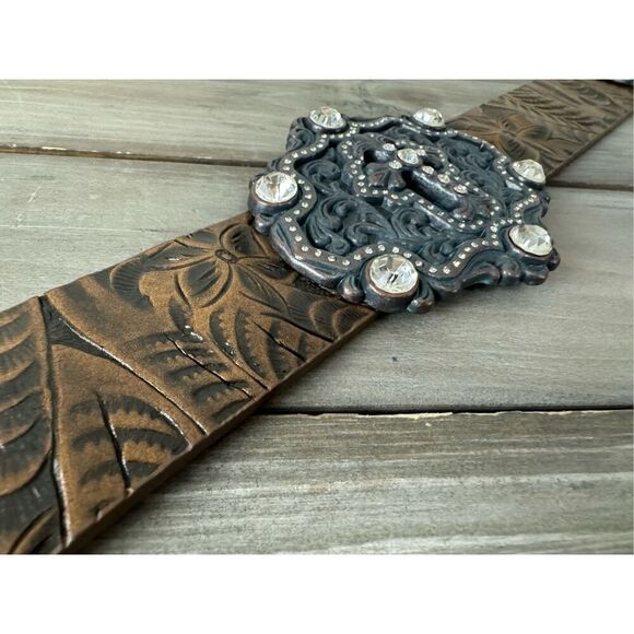 RHINESTONE CROSS STUDDED WIDE BROWN TOOLED LEATHER BELT Size Med - Large - Picture 9 of 11